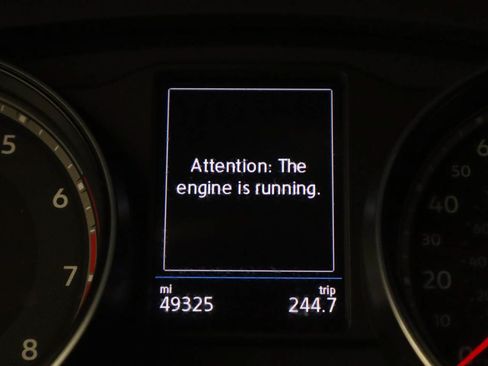 Certified 2021 Volkswagen Atlas Cross Sport SE FWD image 8