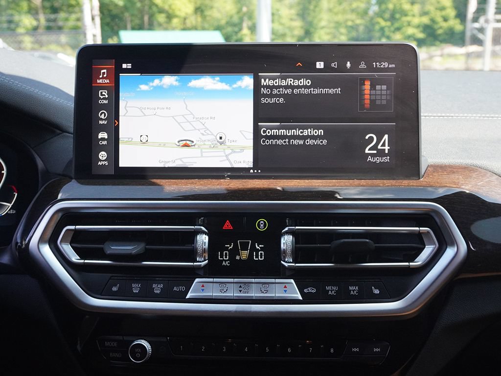 Used 2023 BMW X4 xDrive30i AWD/4WD image 50