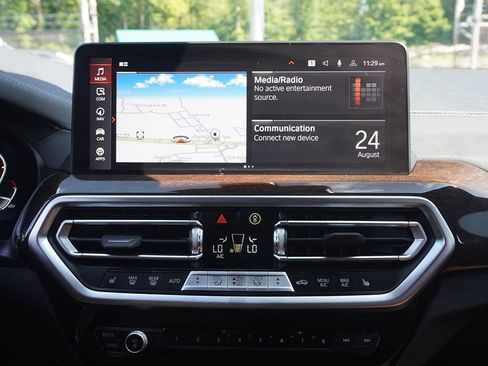 Used 2023 BMW X4 xDrive30i AWD/4WD image 50
