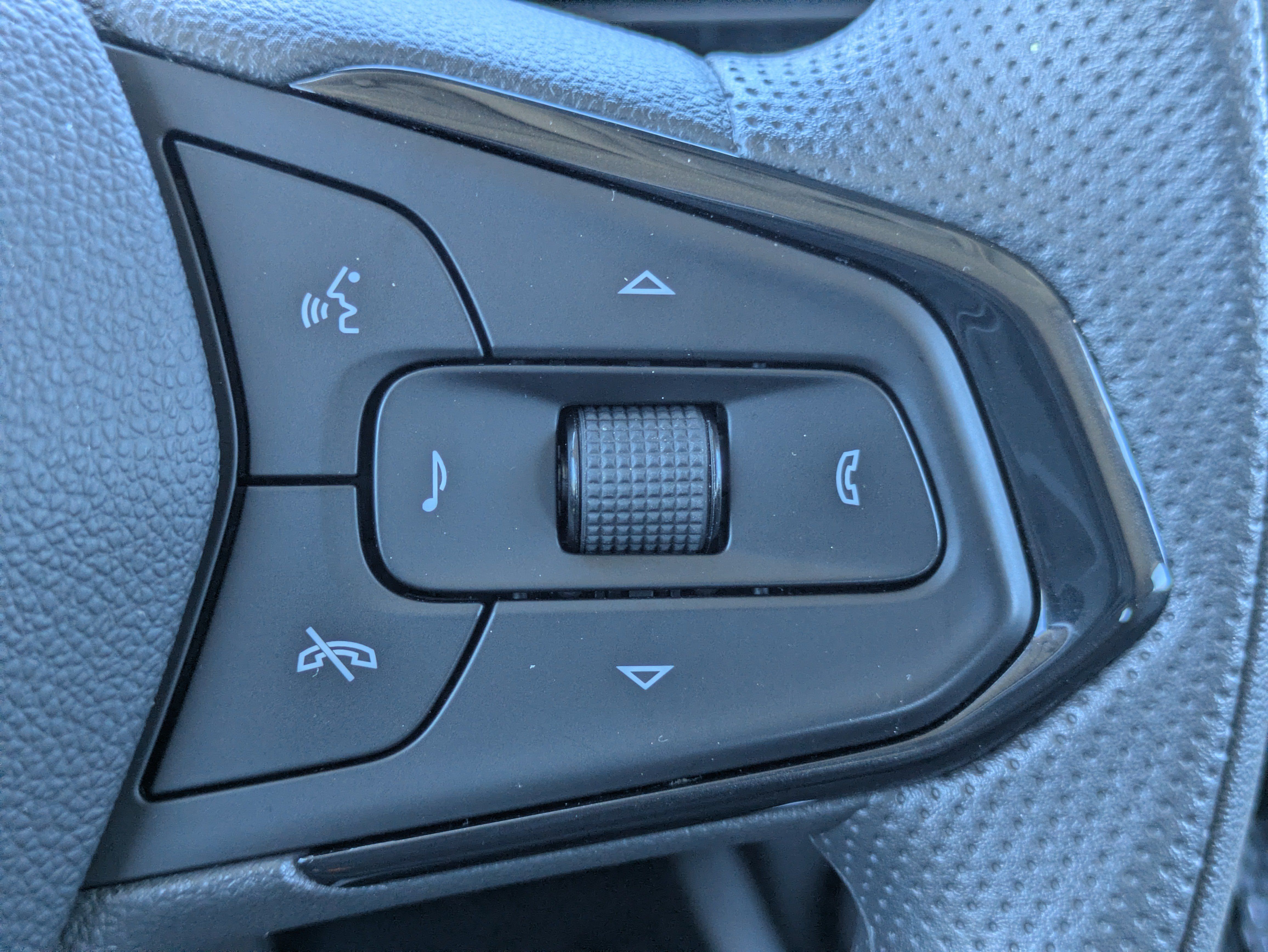 Certified 2026 Chevrolet TrailBlazer LS FWD image 16
