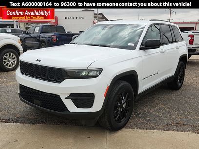 Used 2024 Jeep Grand Cherokee Altitude