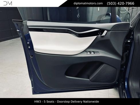Used 2019 Tesla Model X Long Range AWD/4WD image 23