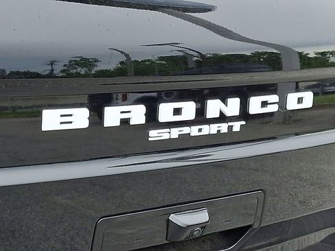 New 2025 Ford Bronco Sport Badlands w/ Badlands Tech Package AWD/4WD image 13