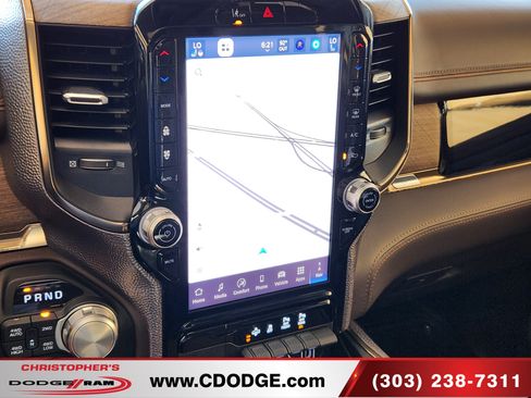 Used 2025 RAM 1500 Limited AWD/4WD image 12