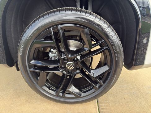 New 2026 Volkswagen Tiguan SE R-Line image 17