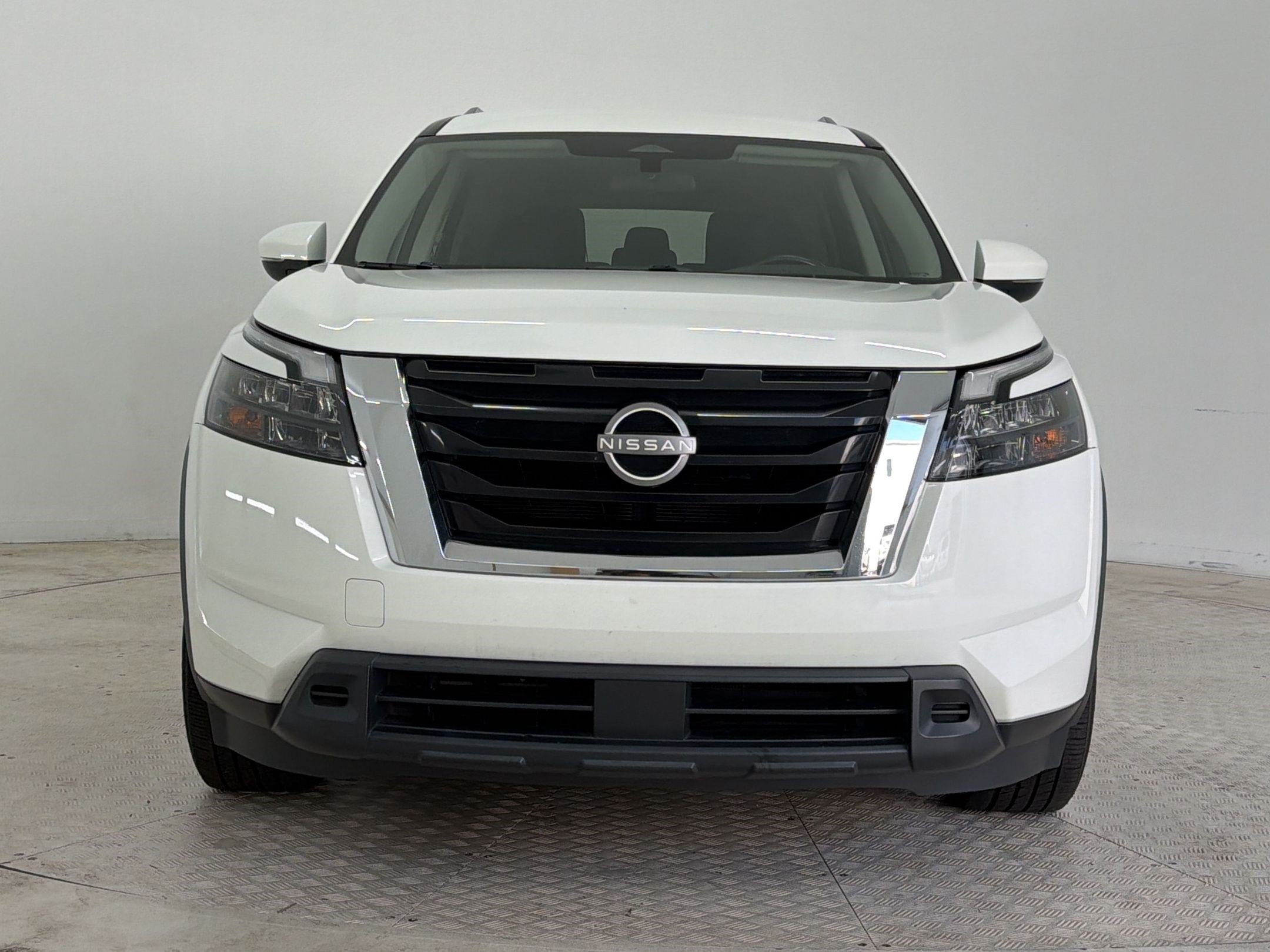 Used 2023 Nissan Pathfinder SV AWD/4WD image 6