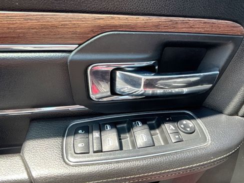 Used 2017 RAM 1500 Laramie w/ Convenience Group image 65