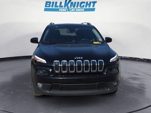 Used 2015 Jeep Cherokee Latitude FWD image 8