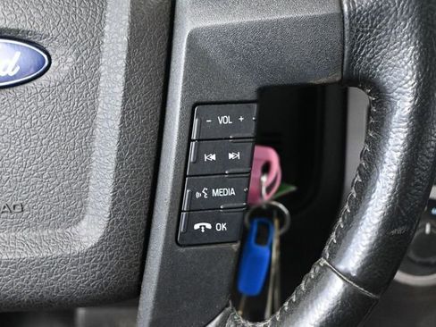 Used 2017 Ford Expedition XLT image 27