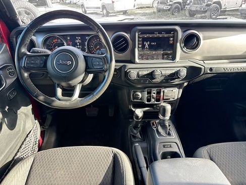 Used 2021 Jeep Wrangler Unlimited Sport AWD/4WD image 25