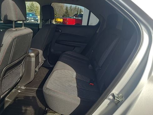 Used 2017 Chevrolet Equinox LT w/ Convenience Package image 16