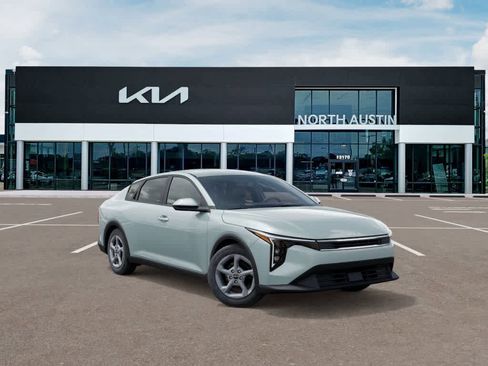 New 2025 Kia K4 LXS image 8
