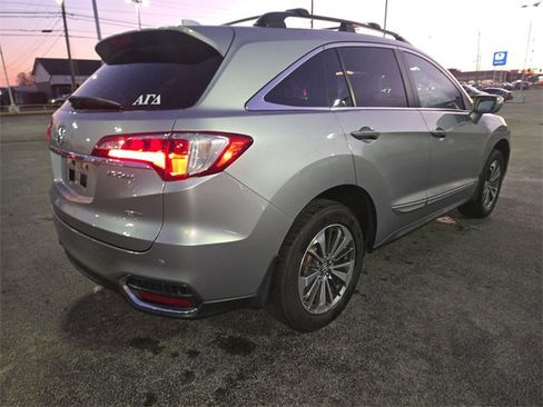 Certified 2017 Acura RDX AWD w/ Advance Package image 8