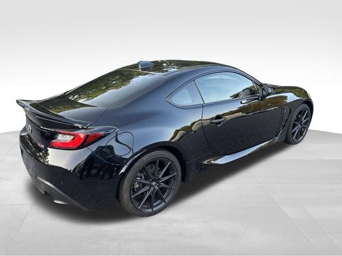 Used 2023 Toyota GR86 Premium RWD image 5
