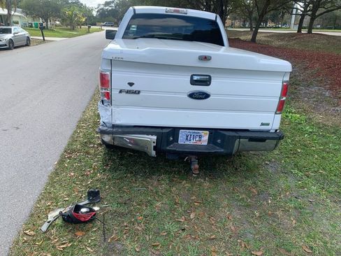 Used 2010 Ford F150 4x4 SuperCrew image 2