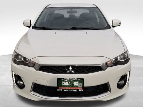 Used 2017 Mitsubishi Lancer ES image 2