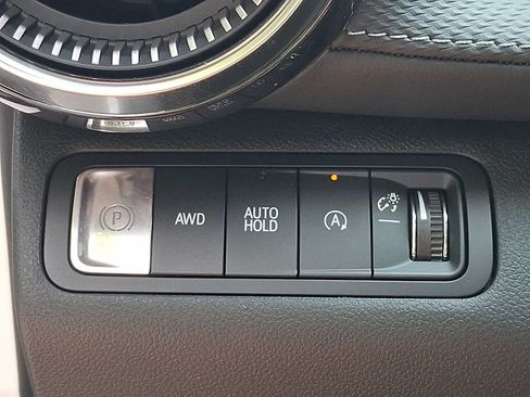 Used 2026 Chevrolet Equinox LT w/ Convenience Package II AWD/4WD image 25
