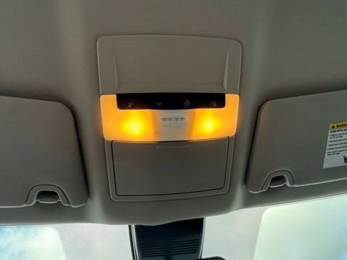 Used 2024 Nissan Altima 2.5 SV image 23