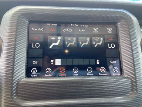 Used 2022 Jeep Gladiator Sport AWD/4WD image 27