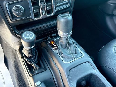 Used 2021 Jeep Wrangler Unlimited Sahara w/ Cold Weather Group image 18