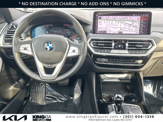Used 2024 BMW X4 xDrive30i w/ Parking Assistance Package AWD/4WD image 2