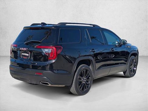 Used 2023 GMC Acadia SLE w/ Driver Convenience Package image 5