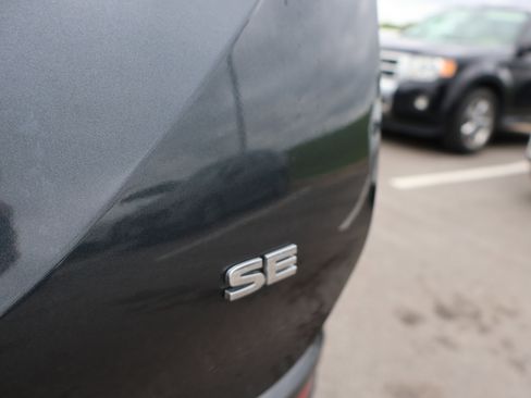 Used 2025 Mitsubishi Outlander SE image 15