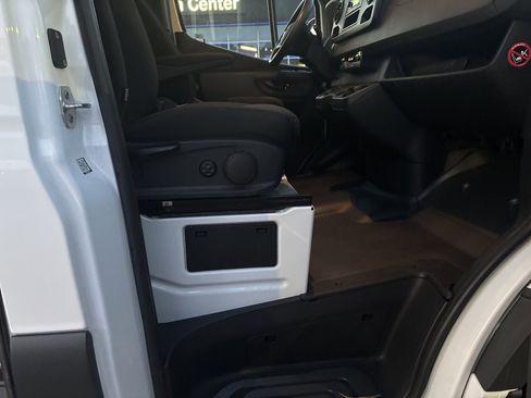 Used 2023 Mercedes-Benz Sprinter 144 Cargo image 22