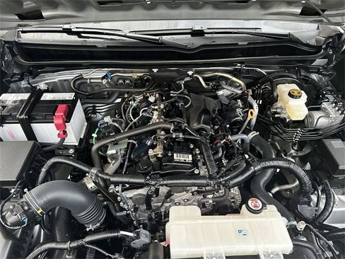 Used 2025 Toyota Tacoma SR5 image 18