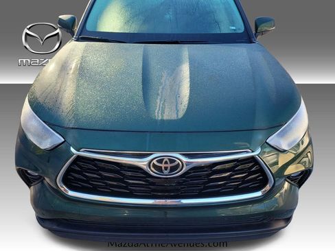 Used 2023 Toyota Highlander Limited image 6