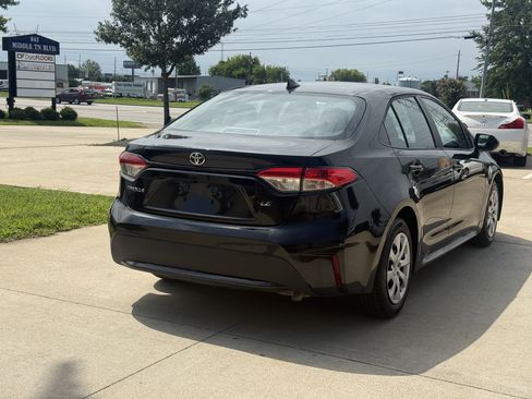 Used 2022 Toyota Corolla LE FWD image 7