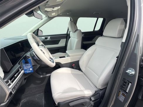 New 2026 Hyundai Santa Fe SE FWD image 20