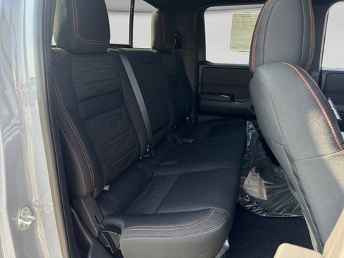 Used 2026 Nissan Frontier PRO-4X w/ Pro-4x Convenience Package AWD/4WD image 32