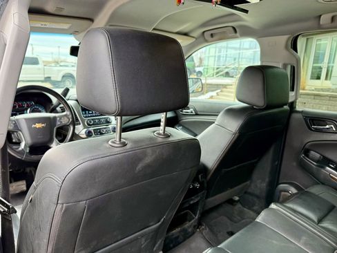 Used 2020 Chevrolet Suburban LT image 13