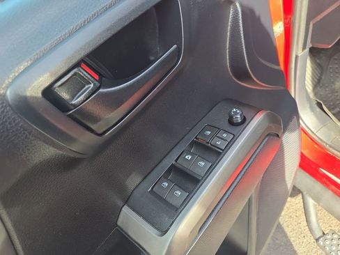 Used 2019 Toyota Tacoma SR5 image 12