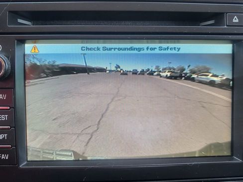 Used 2011 GMC Sierra 2500 SLT w/ SLT Convenience Package image 33