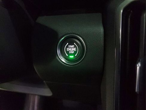 Used 2025 GMC Acadia AT4 image 30