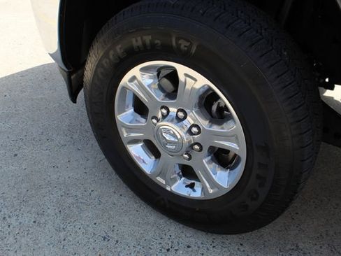 Used 2026 RAM 2500 Big Horn AWD/4WD image 3