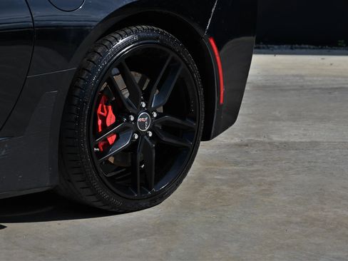 Used 2015 Chevrolet Corvette Stingray Coupe w/ ZF1 Appearance Package image 8