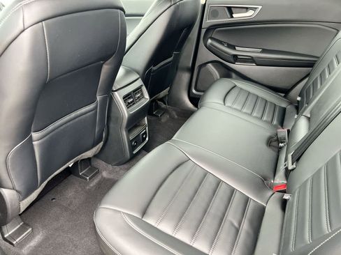 Used 2023 Ford Edge SEL w/ Convenience Package image 18