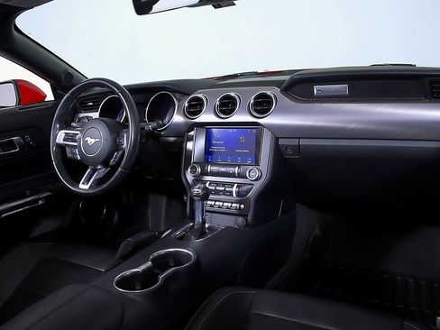 Used 2022 Ford Mustang Premium image 22