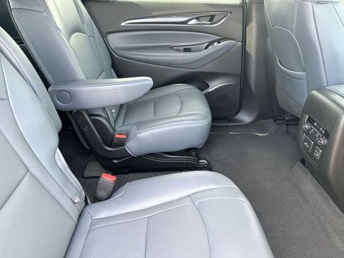 Used 2024 Buick Enclave Premium image 13