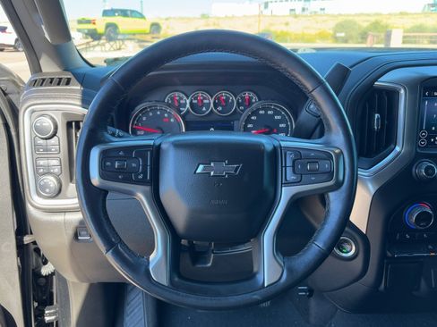 Used 2021 Chevrolet Silverado 1500 RST image 18