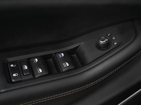 Used 2022 Jeep Grand Cherokee L Limited w/ Trailer Tow Group (B) image 23