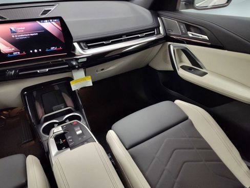 New 2026 BMW X1 xDrive28i w/ Technology Package image 28