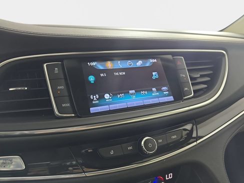 Used 2019 Buick Enclave Premium w/ Experience Buick Package AWD/4WD image 24