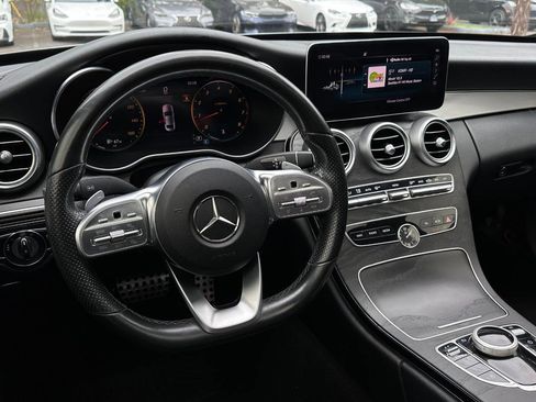 Used 2019 Mercedes-Benz C 300 Sedan image 2