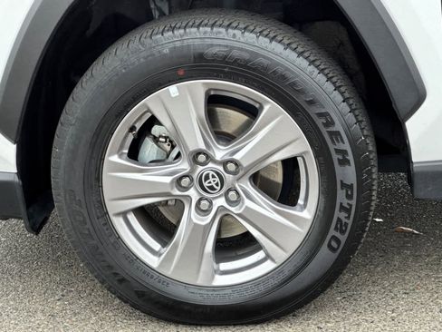 Certified 2024 Toyota RAV4 XLE image 31