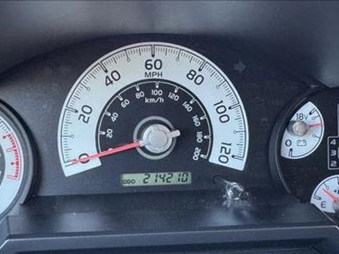 Used 2007 Toyota FJ Cruiser 4WD image 12