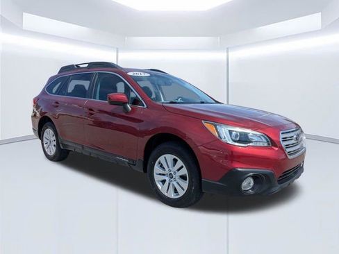 Used 2017 Subaru Outback 2.5i Premium image 2